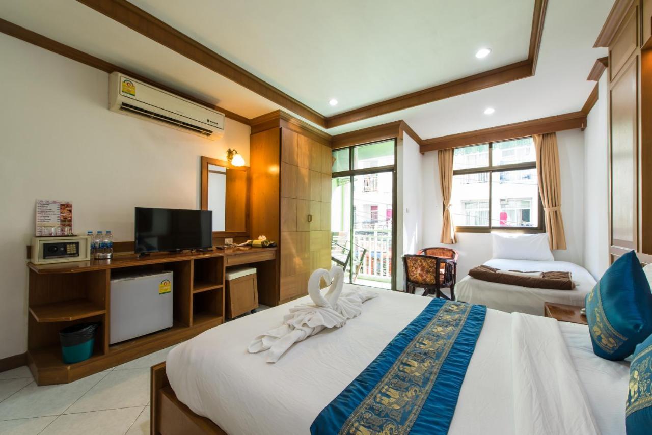 Magnific Patong Hotel Exterior photo
